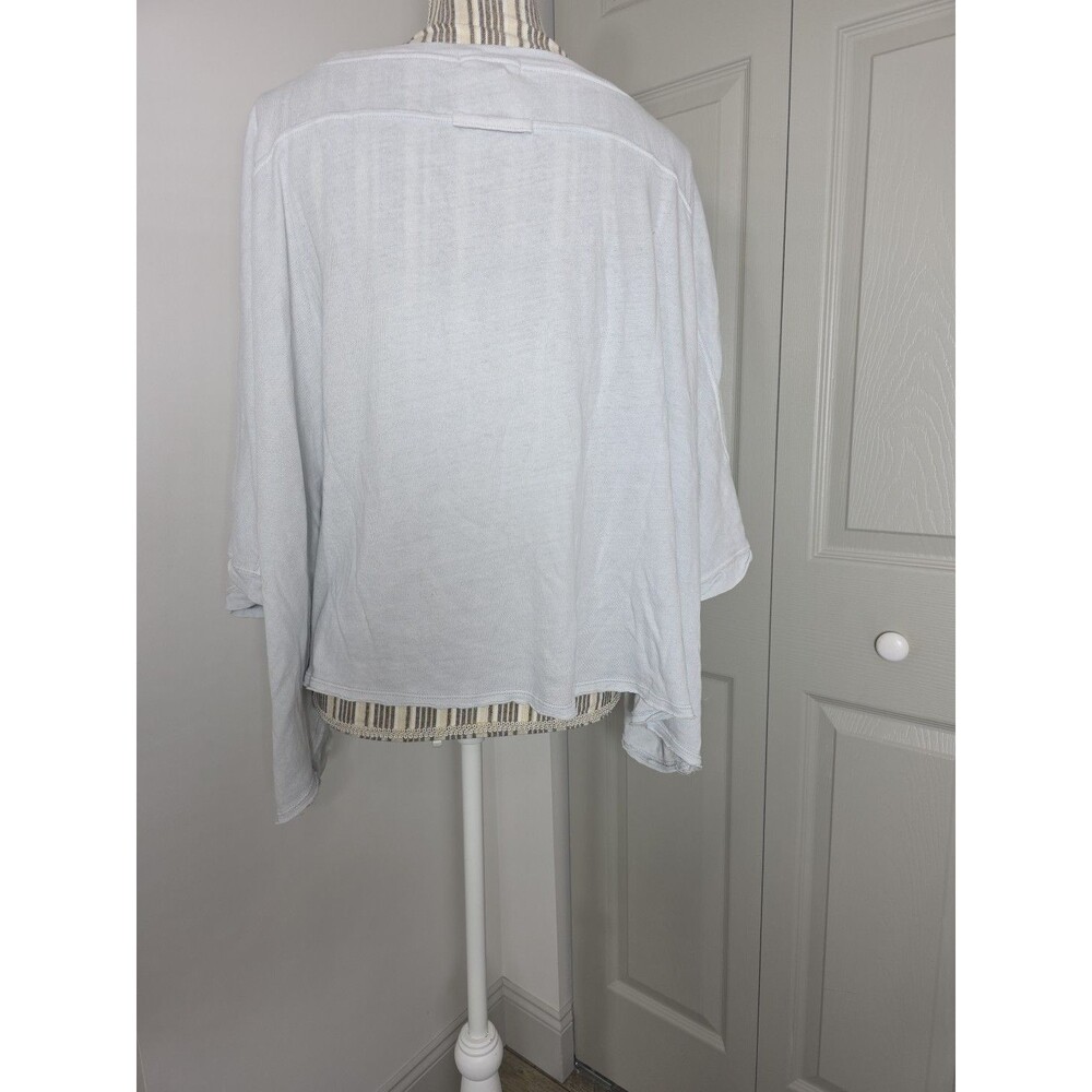 Torrid Festi Crop Size 2 Oversized T-Shirt Raw Hem (Very Light Blue) Cap Sleeve - Picture 4 of 9